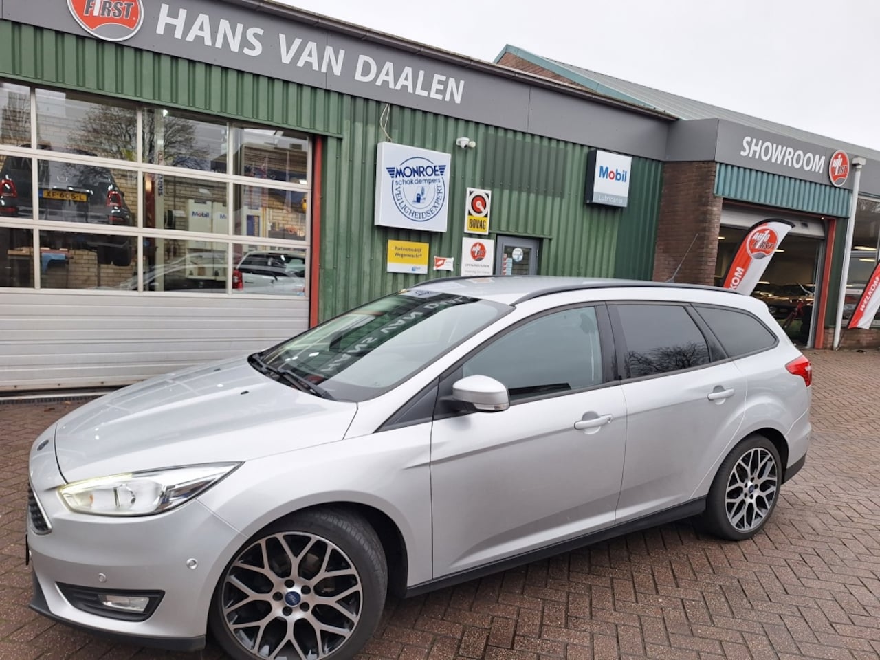 Ford Focus Wagon - 1.0 First Edition 1.0 First Edition - AutoWereld.nl