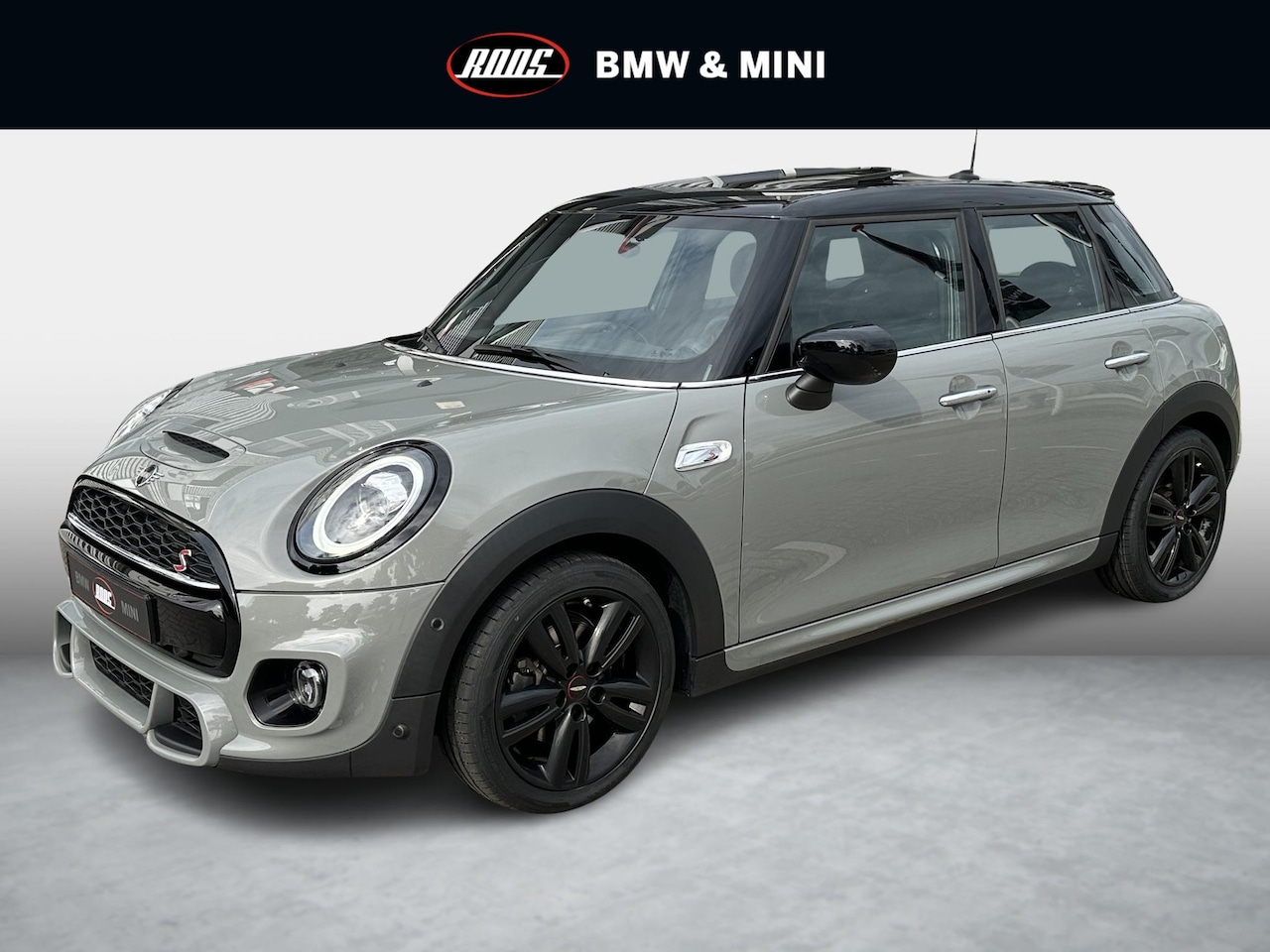MINI John Cooper Works - S 2.0 JCW Hammersmith Pano | Harman Kardon | JCW | leder - AutoWereld.nl