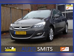 Opel Astra - 1.4 Turbo Cosmo 5DRS