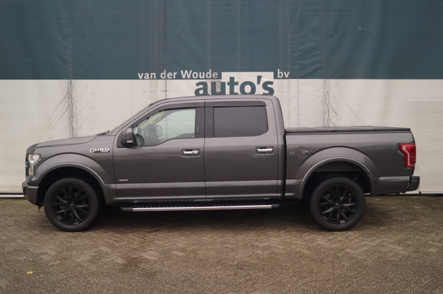 Ford F150 - F-150 3.5 V6 SuperCab Lariat 5-persoons -LPG-PANO-LEER- - AutoWereld.nl