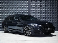 BMW 5-serie Touring - 530i xDrive M Sport | Pano |19"| Laser | HUD | ACC | Side | Stoelen El. | HiFi Sound | Amb