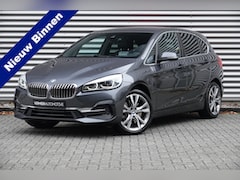 BMW 2-serie Active Tourer - 225xe iPerformance High Executive | Harman & Kardon | Leder | HUD | Camera | Navi | DAB |