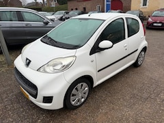 Peugeot 107 - 1.0-12V XS