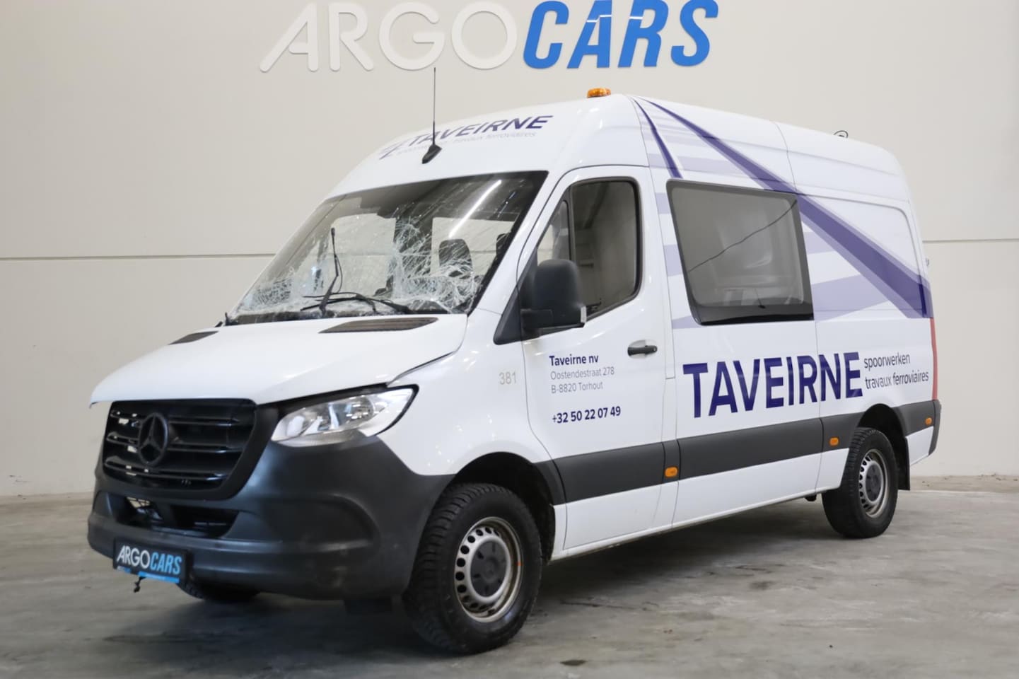 Mercedes-Benz Sprinter - 317 CDI L2/H2 DC 5seat Camera Clima Trekhaak MBUX 10/2022 - AutoWereld.nl