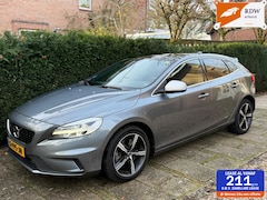 Volvo V40 - 1.5 T3 R-Design l H&K l Pano l Camera l Full led