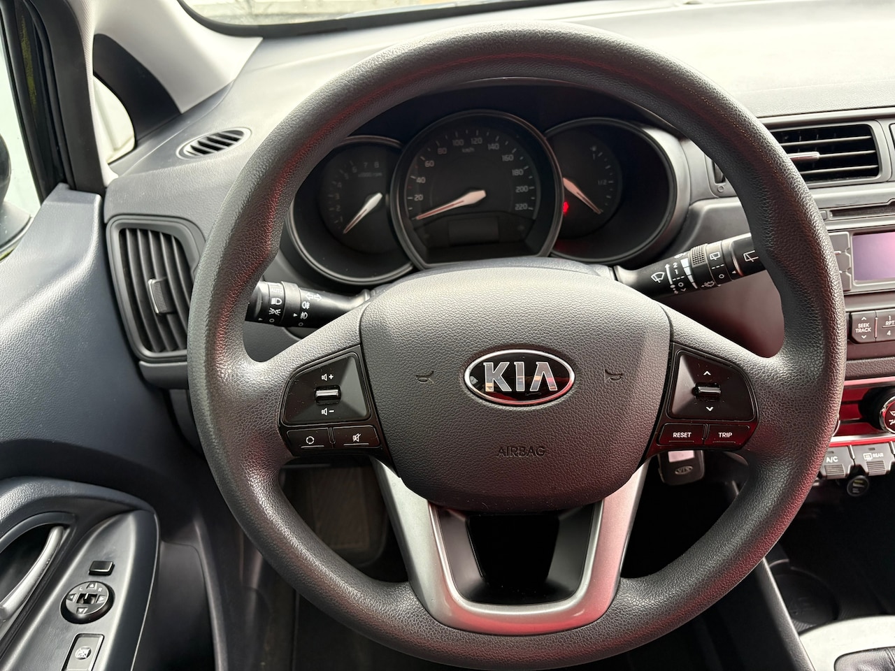 Kia Rio - 1.2 CVVT Plus Pack NAP//AIRCO//ELEC.RAMEN//5DRS//