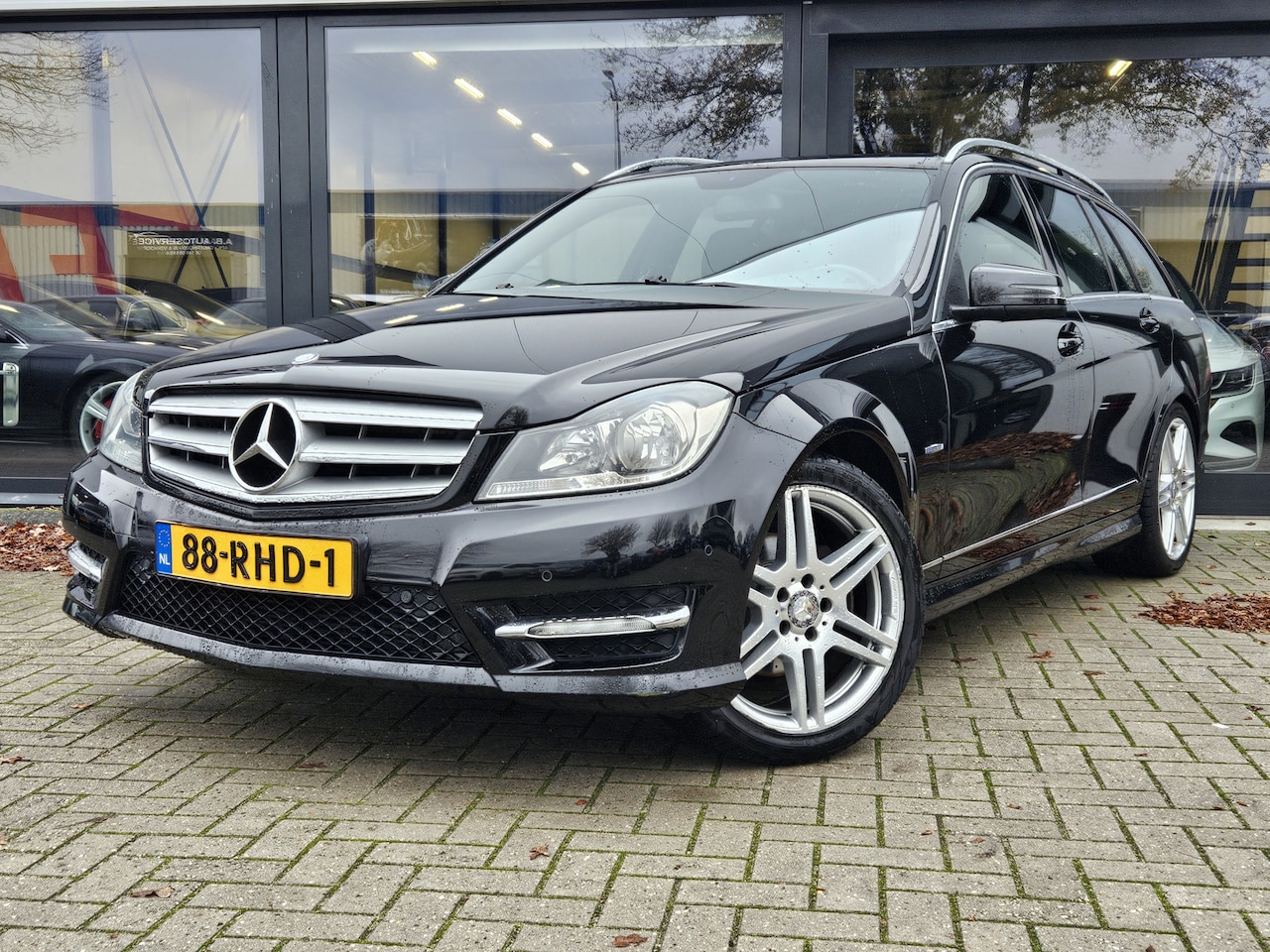 Mercedes-Benz C-klasse Estate - 180 Avantgarde automaat + AMG STYLING + NAVI + HALF LEER - AutoWereld.nl