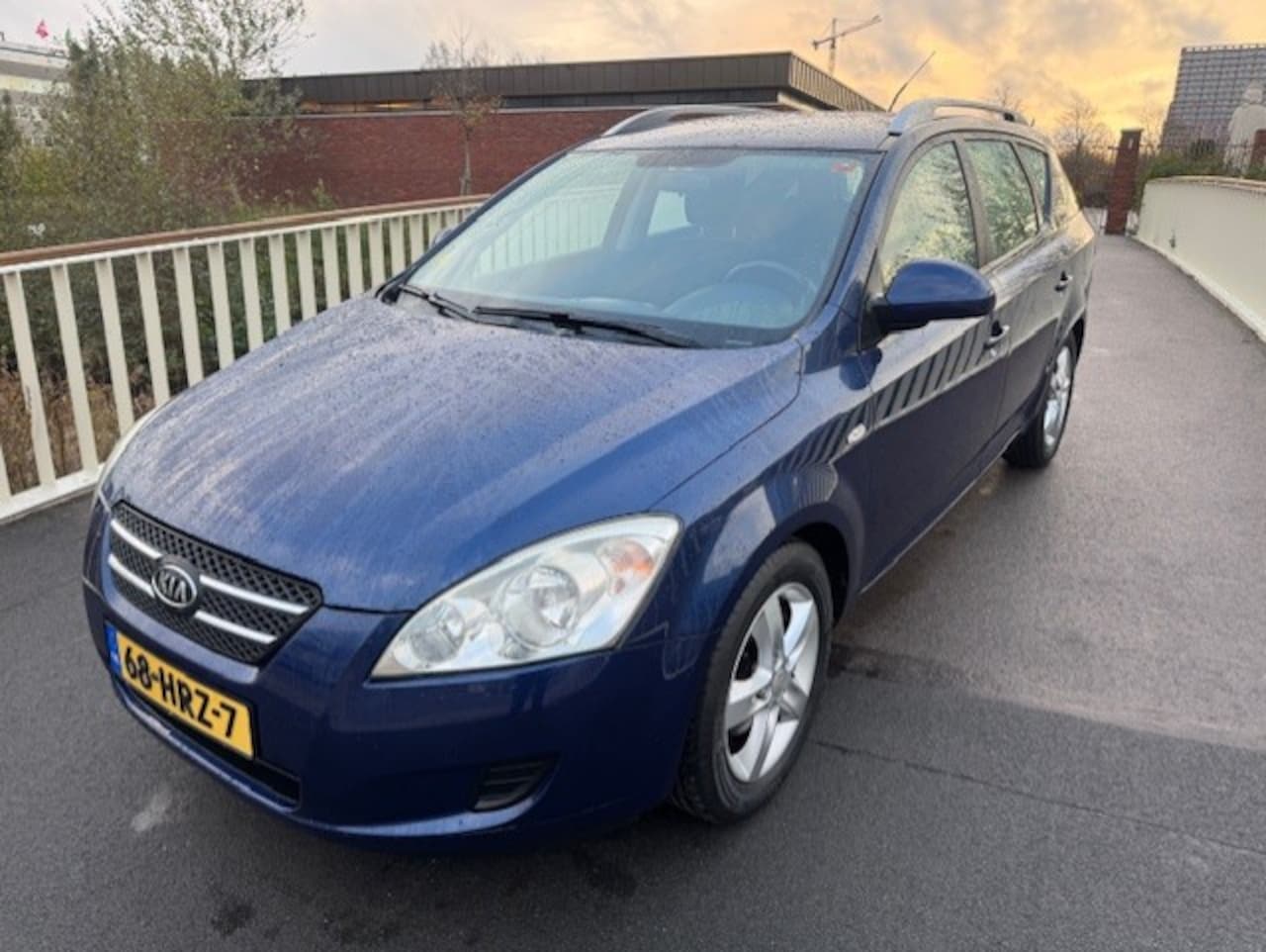 Kia Cee'd Sporty Wagon - 1.4 X-tra ISG 1.4 X-tra ISG - AutoWereld.nl