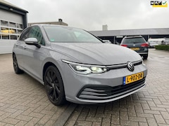 Volkswagen Golf - 1.0 eTSI Life Business