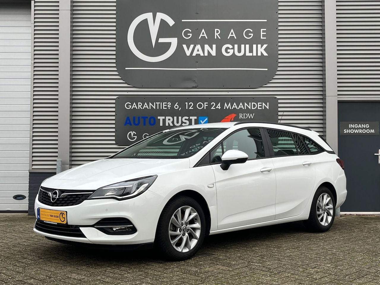 Opel Astra Sports Tourer - 1.2 Edition 110PK Trekhaak,Navi,Clima,Cruise,Isofix,Carplay,Camera,Lmv,Usb,Led,ElektrRamen - AutoWereld.nl