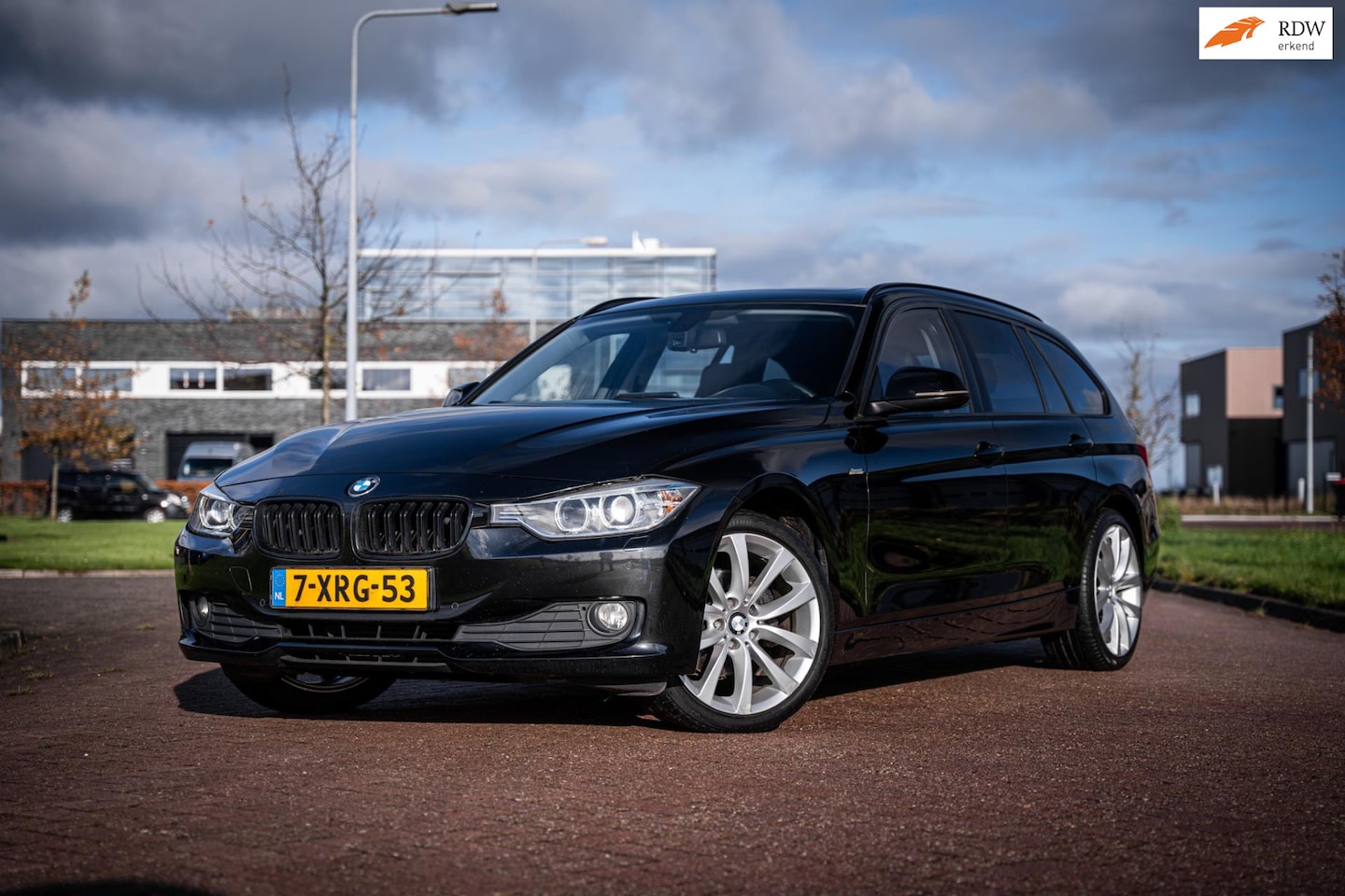 BMW 3-serie Touring - 316i Executive 316i Executive - AutoWereld.nl