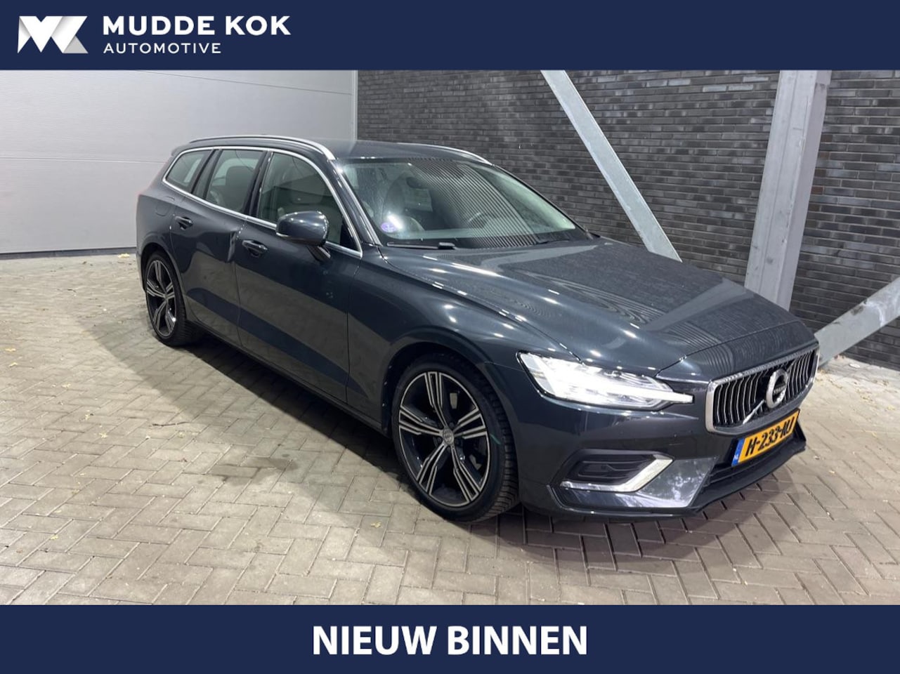 Volvo V60 - T4 Inscription | ACC | Stoel+Stuurverwarming | BLIS | Camera | Leder | Apple Carplay - AutoWereld.nl