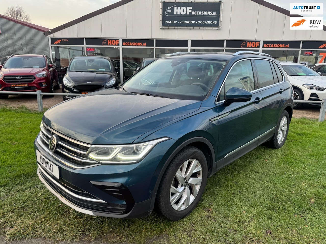 Volkswagen Tiguan - 1.5 TSI Life Business Elegance VIRTUAL COCKP./CARPLAY/TREKHAAK - AutoWereld.nl