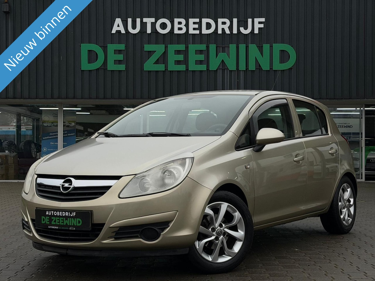 Opel Corsa - 1.2-16V Essentia|airco|Navi|Rijklaar - AutoWereld.nl