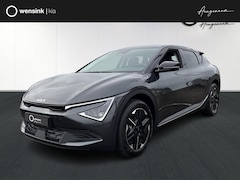 Kia EV6 - Light Edition 63 kWh | Stoelverwarming | Adaptieve cruise control | Parkeersensoren | Stuu