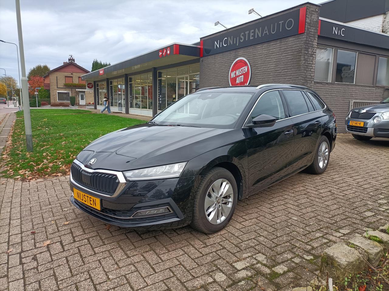 Skoda Octavia Combi - 1.0 TSi Navi,Digit displ,Camera,Cruise - AutoWereld.nl