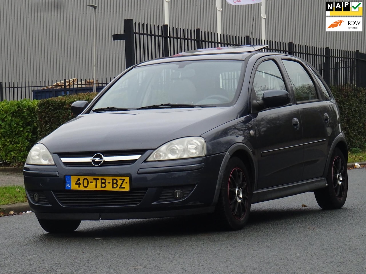 Opel Corsa - 1.2-16V Silverline 5DRS NAP/AIRCO/OPENDAK/NW APK - AutoWereld.nl