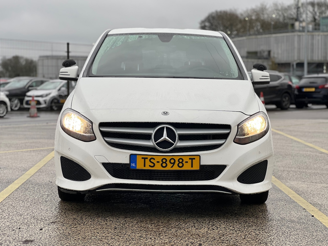 Mercedes-Benz B-klasse - 220 d Ambition 220 d Ambition - AutoWereld.nl