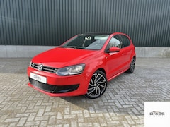 Volkswagen Polo - 1.4 R-Line l Stoelverwarming l CarPlay l