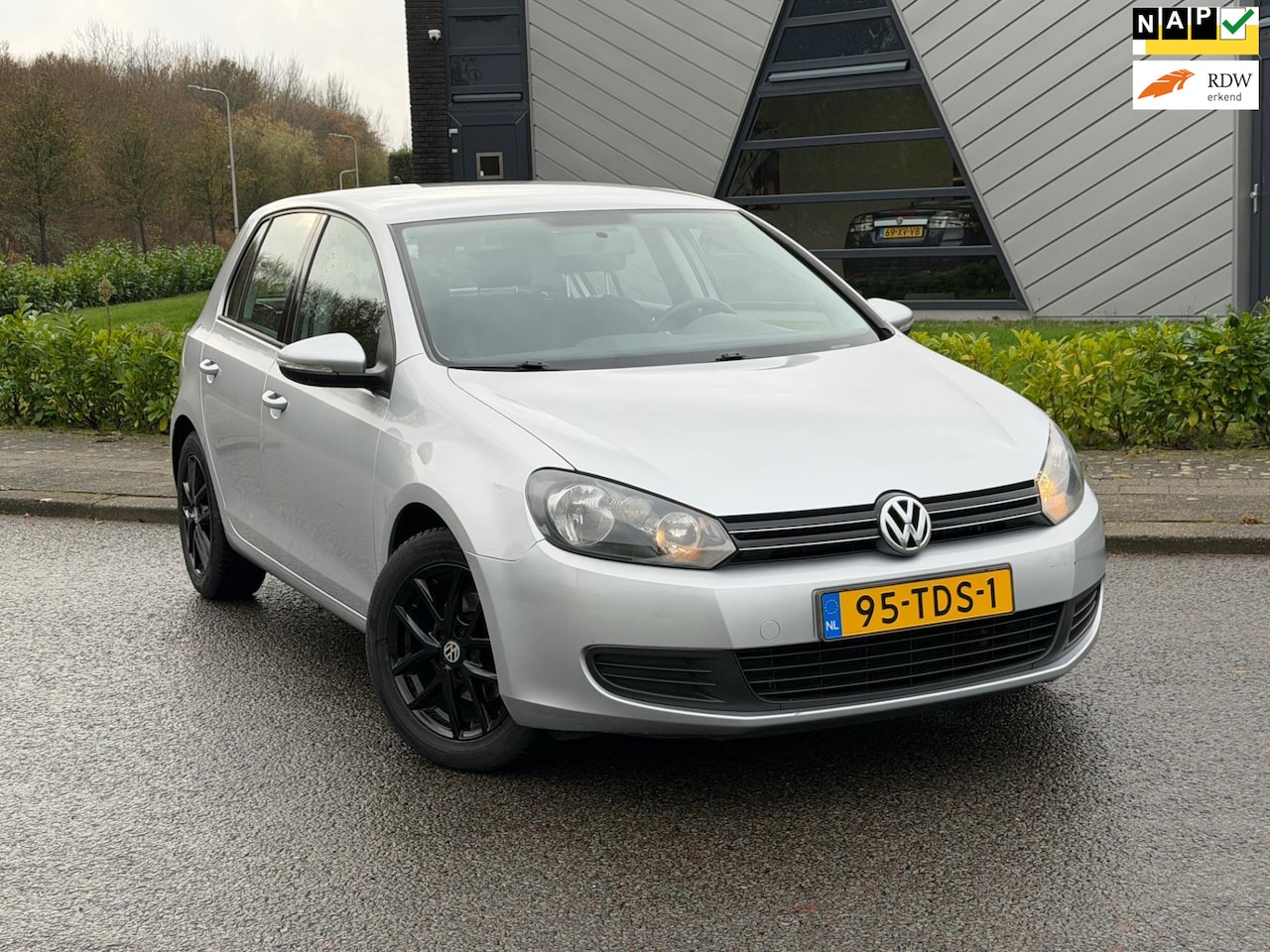 Volkswagen Golf - 1.2 TSI Comfortline BlueMotion | Cruise | Navi | Clima - AutoWereld.nl