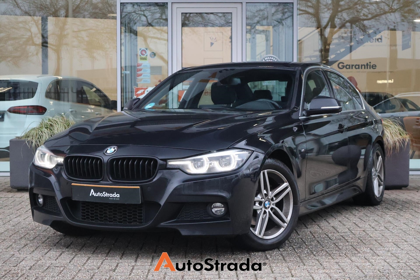 BMW 3-serie - (f30) 320i M-Sport 184pk | Camera | Cruise | Climate | Navigatie | Stoelverwarming | Leder - AutoWereld.nl