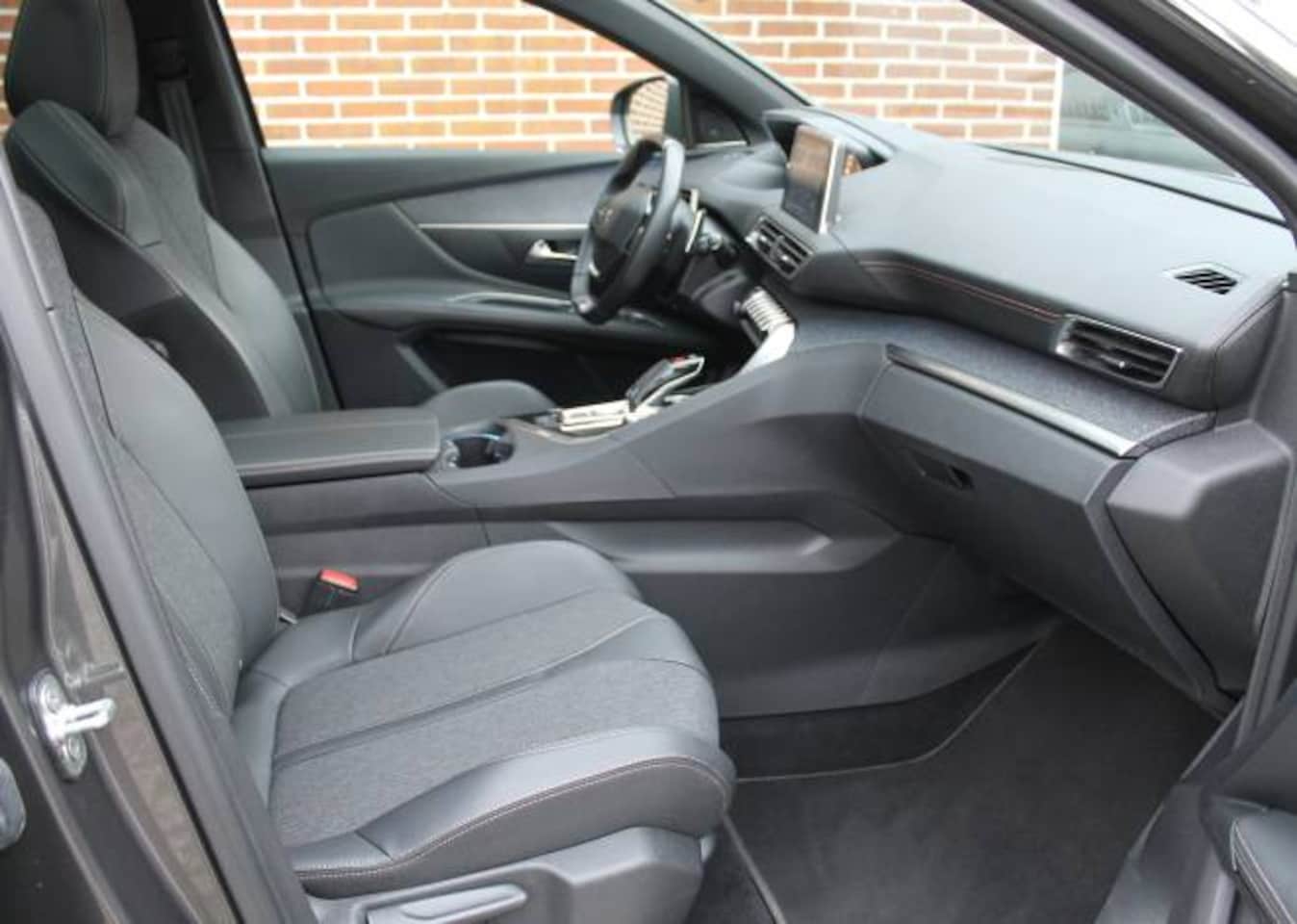 Peugeot 3008 - 1.6 PureTech 180pk S&amp;S EAT GT-Line