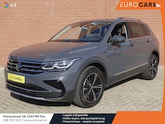 Volkswagen Tiguan - 1.5 TSI 150pk DSG Elegance Navigatie Apple Carplay / Android Auto Parkeersensoren Camera A