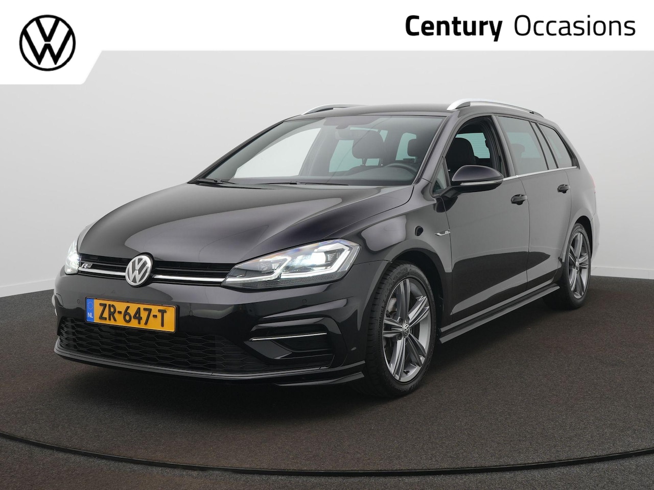 Volkswagen Golf Variant - 1.5 TSI Highline Business R R-Line / DSG / Virtual cockpit / Navi / Adaptive cruise - AutoWereld.nl