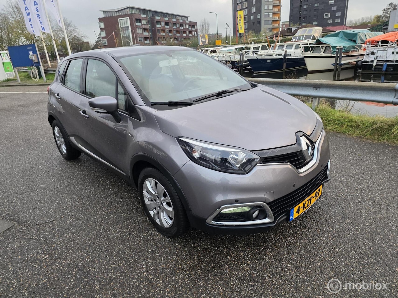Renault Captur - 1.2 TCe Expression AUTOMAAT - AutoWereld.nl