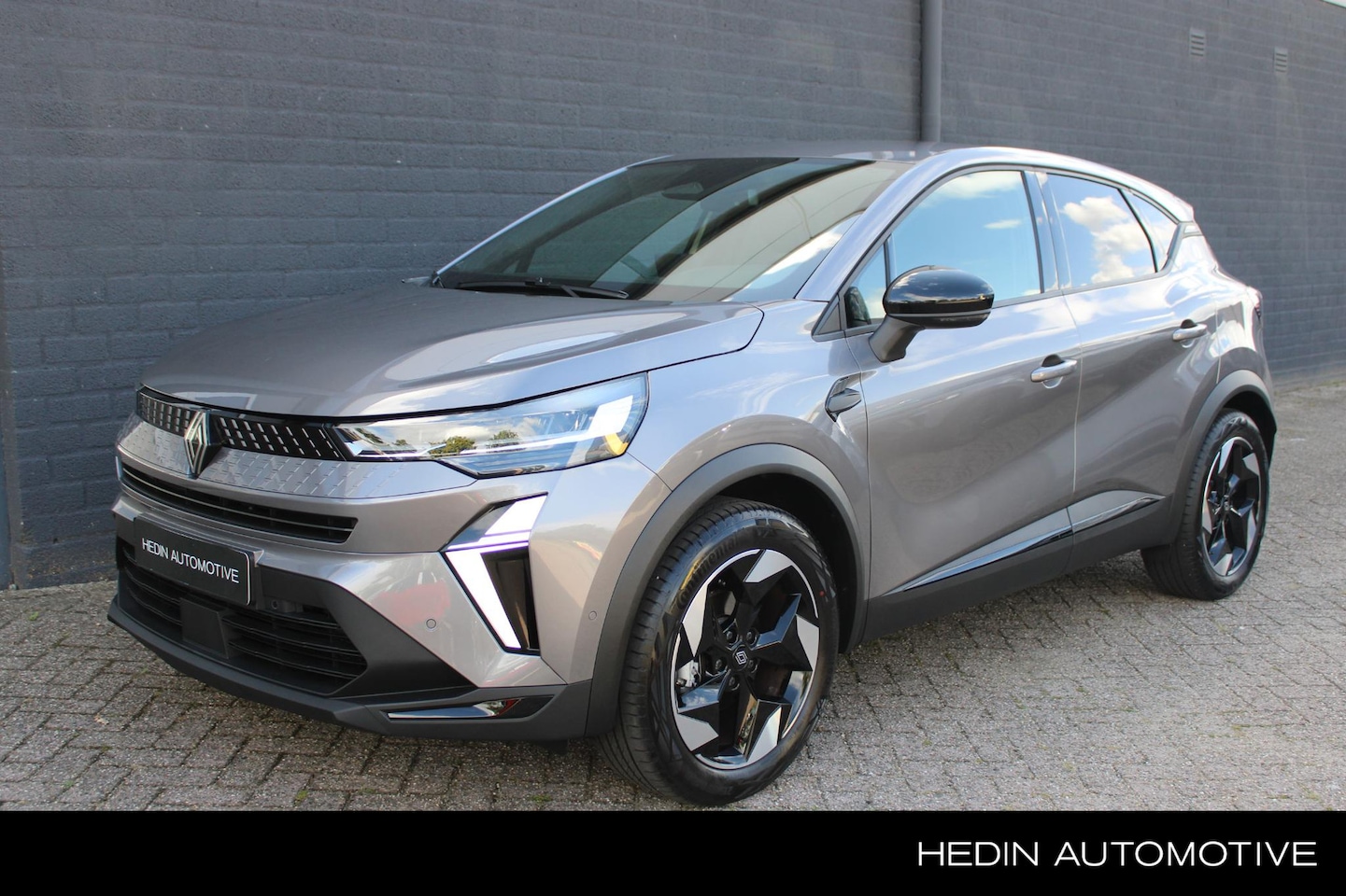 Renault Captur - 1.3 mild hybrid 160 techno Automaat | Navigatie | Camera | Climate Controle | Adaptieve Cr - AutoWereld.nl
