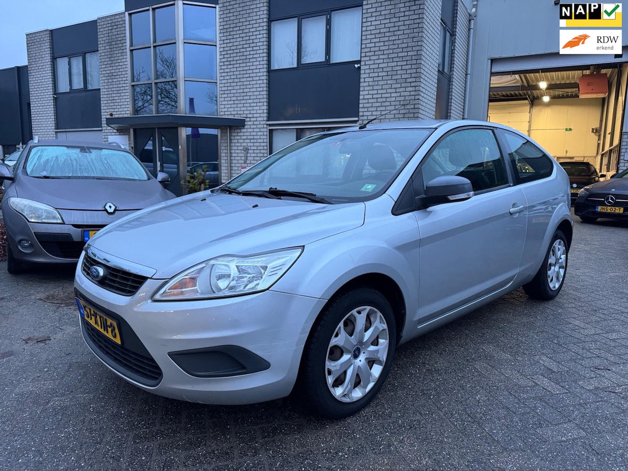 Ford Focus - 1.6 Trend Automaat Airco Nw Apk - AutoWereld.nl