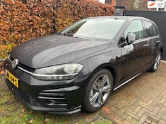 Volkswagen Golf - 1.0 TSI Highline r-line digi dashboard automaat
