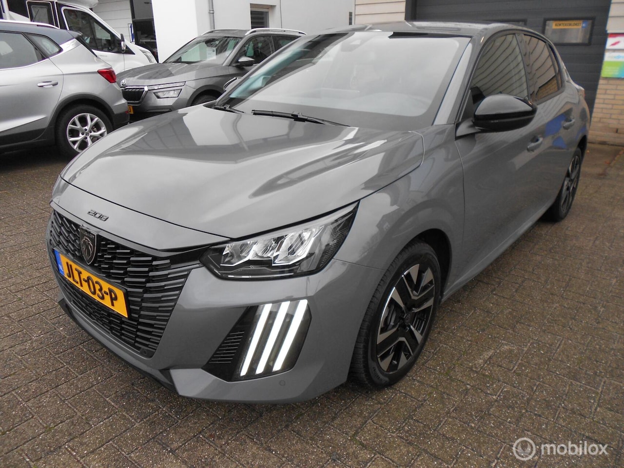 Peugeot 208 - 1.2 PureTech 100 Allure Automaat Apple Car Play - AutoWereld.nl