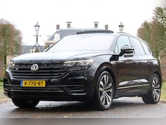 Volkswagen Touareg - 3.0 TSi 4MOTION R | NL-AUTO | BOMVOL | TREKHAAK | PANODAK | ELEKTR. MASSAGE + GEHEUGEN STO