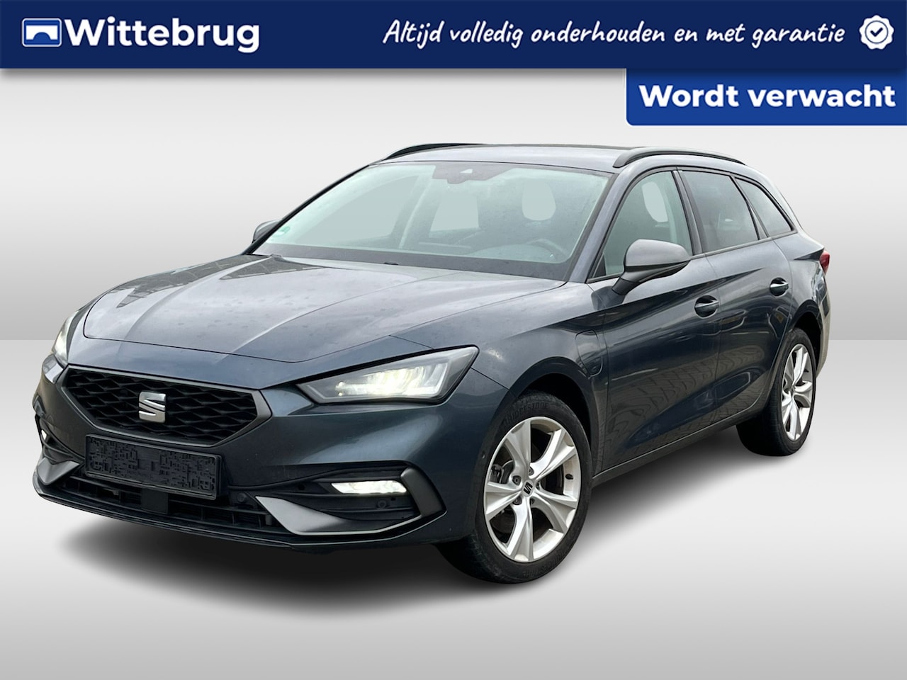 SEAT Leon Sportstourer - 1.4 TSI DSG eHybrid PHEV FR Business Intense / Zwenkbare trekhaak / Achteruitrij camera / - AutoWereld.nl