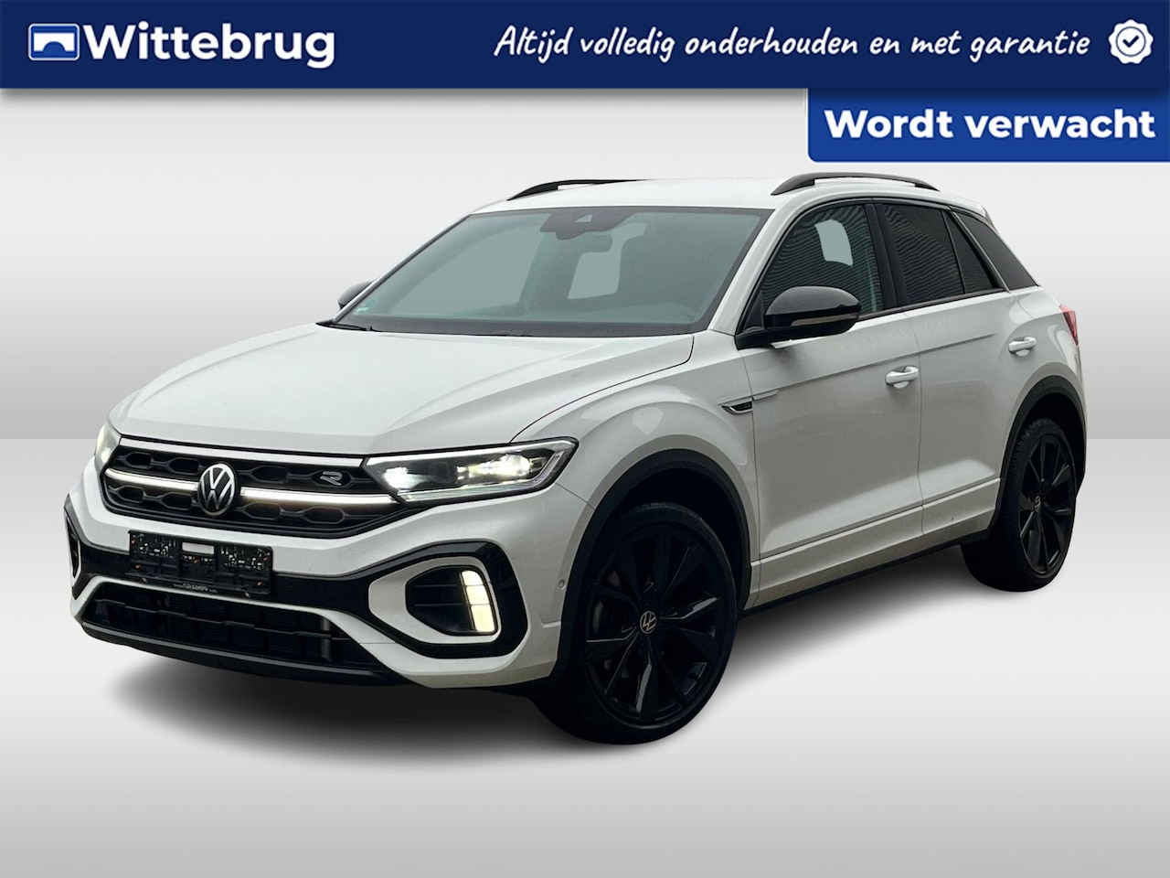 Volkswagen T-Roc - 1.5 TSI DSG R-Line / Black style / Afneembare trekhaak / Virtual cockpit Pro / 19'' LMV / - AutoWereld.nl