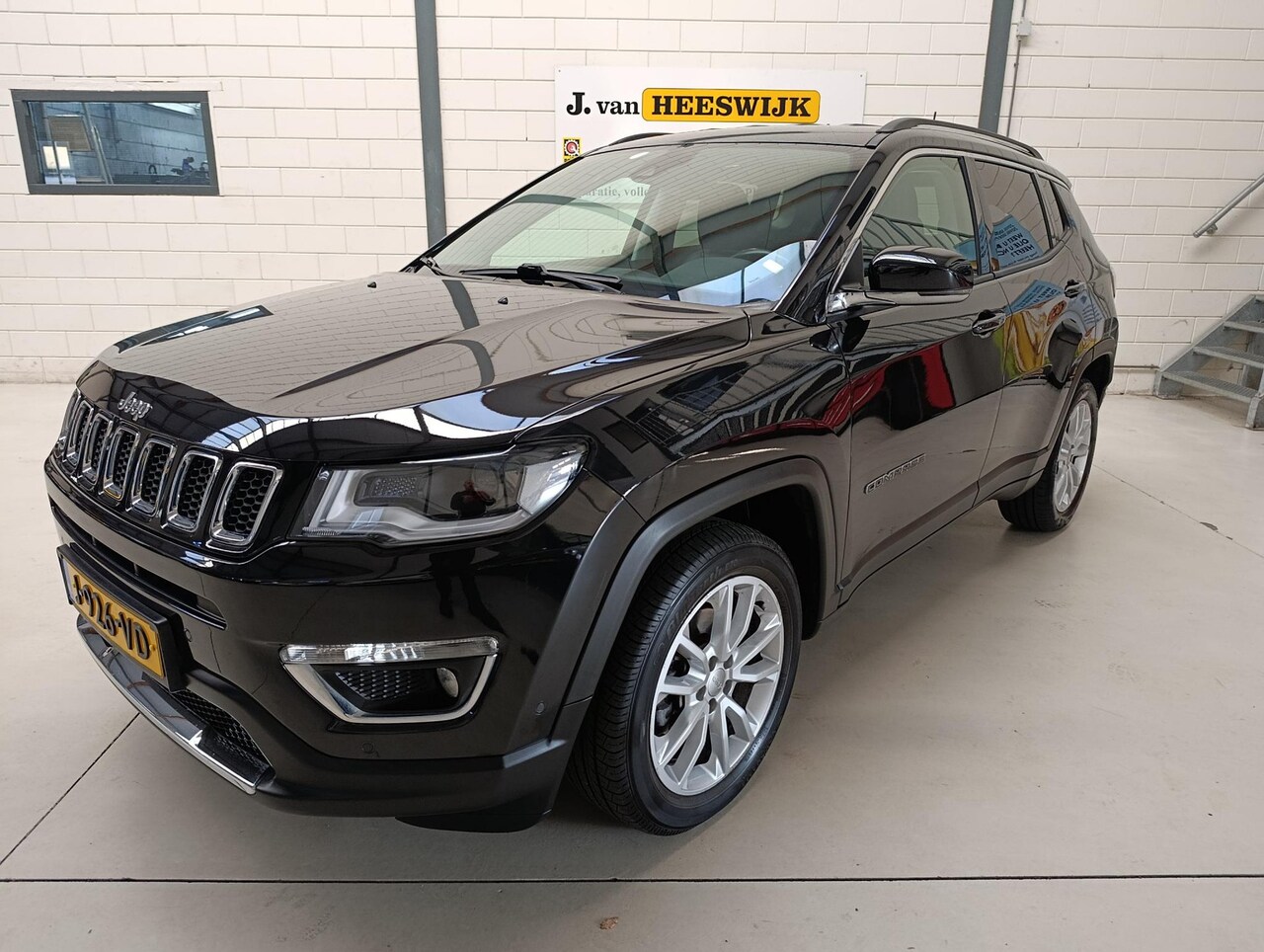 Jeep Compass - 1.3T Limited Ecc | LMV | Pdc | Keyless | cruise controle - AutoWereld.nl