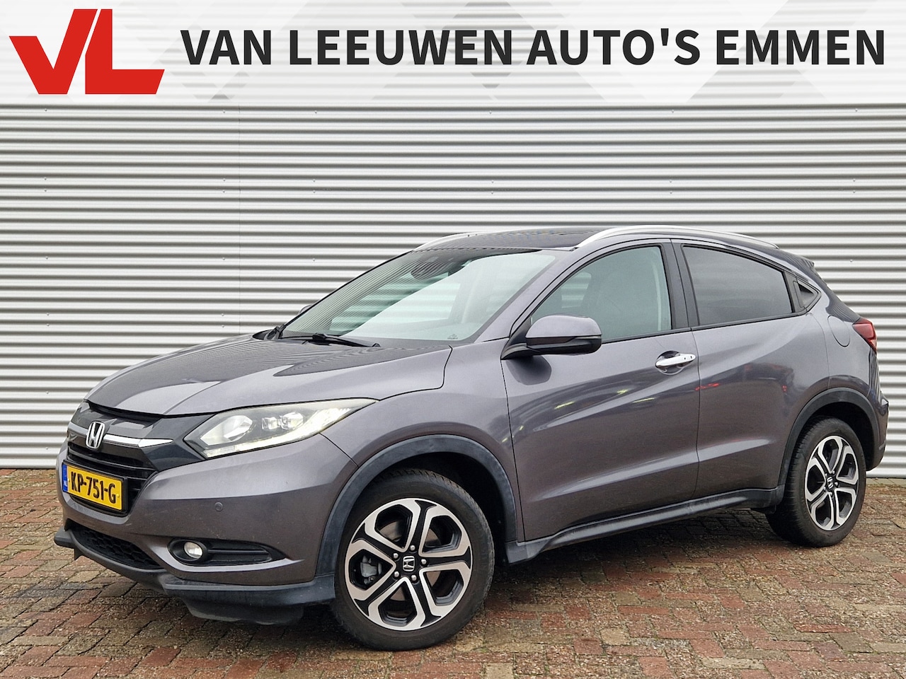Honda HR-V - 1.5 i-VTEC Executive | Cruise control | Panoramadak | Voorstoelen verwarmd - AutoWereld.nl