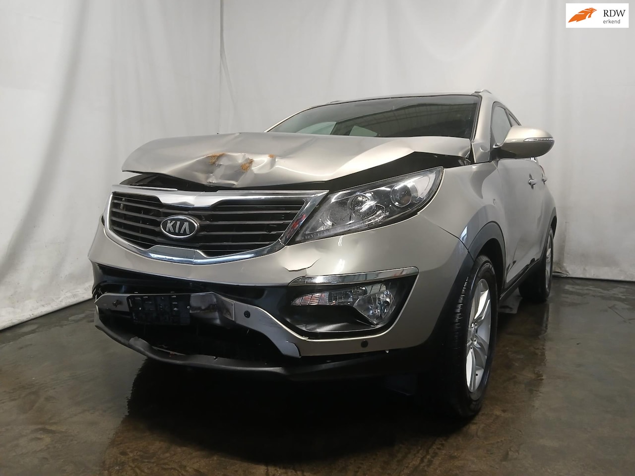 Kia Sportage - 1.6 GDI ISG X-ecutive Plus Pack Schadeauto! - AutoWereld.nl