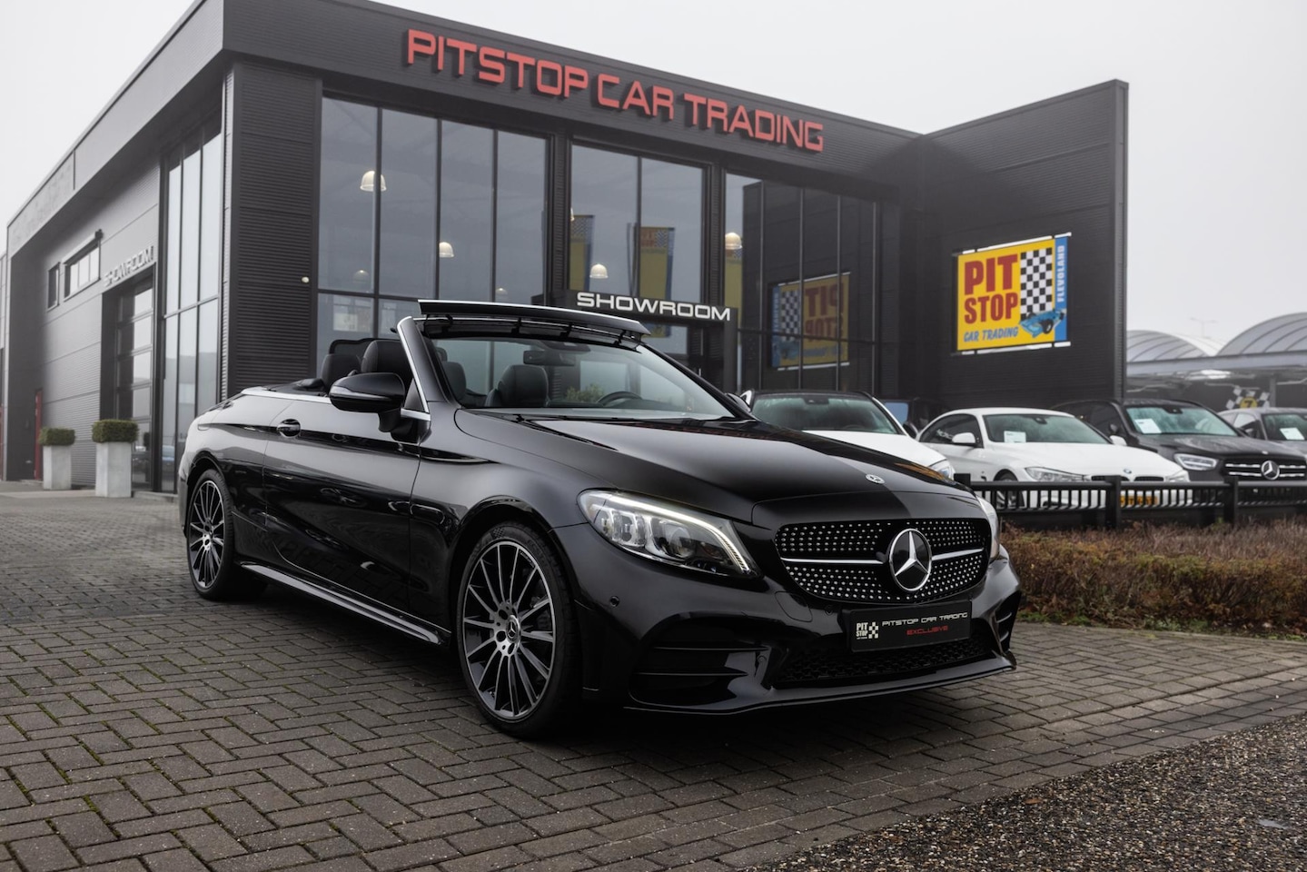 Mercedes-Benz C-klasse Cabrio - 200 AMG, Facelift, Burmester, 184pk, 19 inch! - AutoWereld.nl