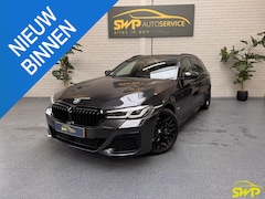 BMW 5-serie Touring - 530i | M-sport | Pano | HUD | Pilot assist | Camera | Navi | Grootlicht assistent | Trekha