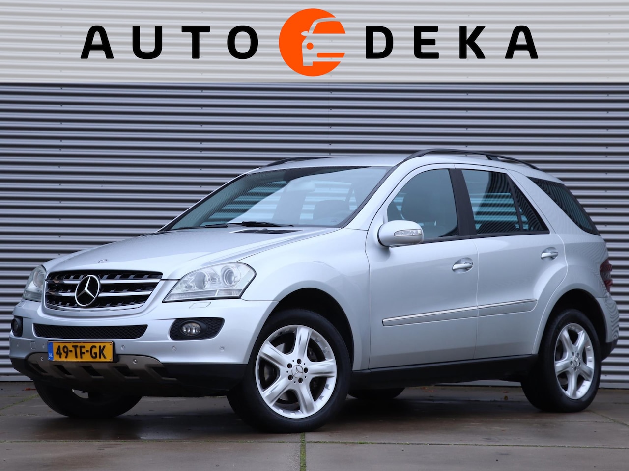 Mercedes-Benz M-klasse - 350 4MATIC Automaat *Luchtvering*Trekhaak* - AutoWereld.nl