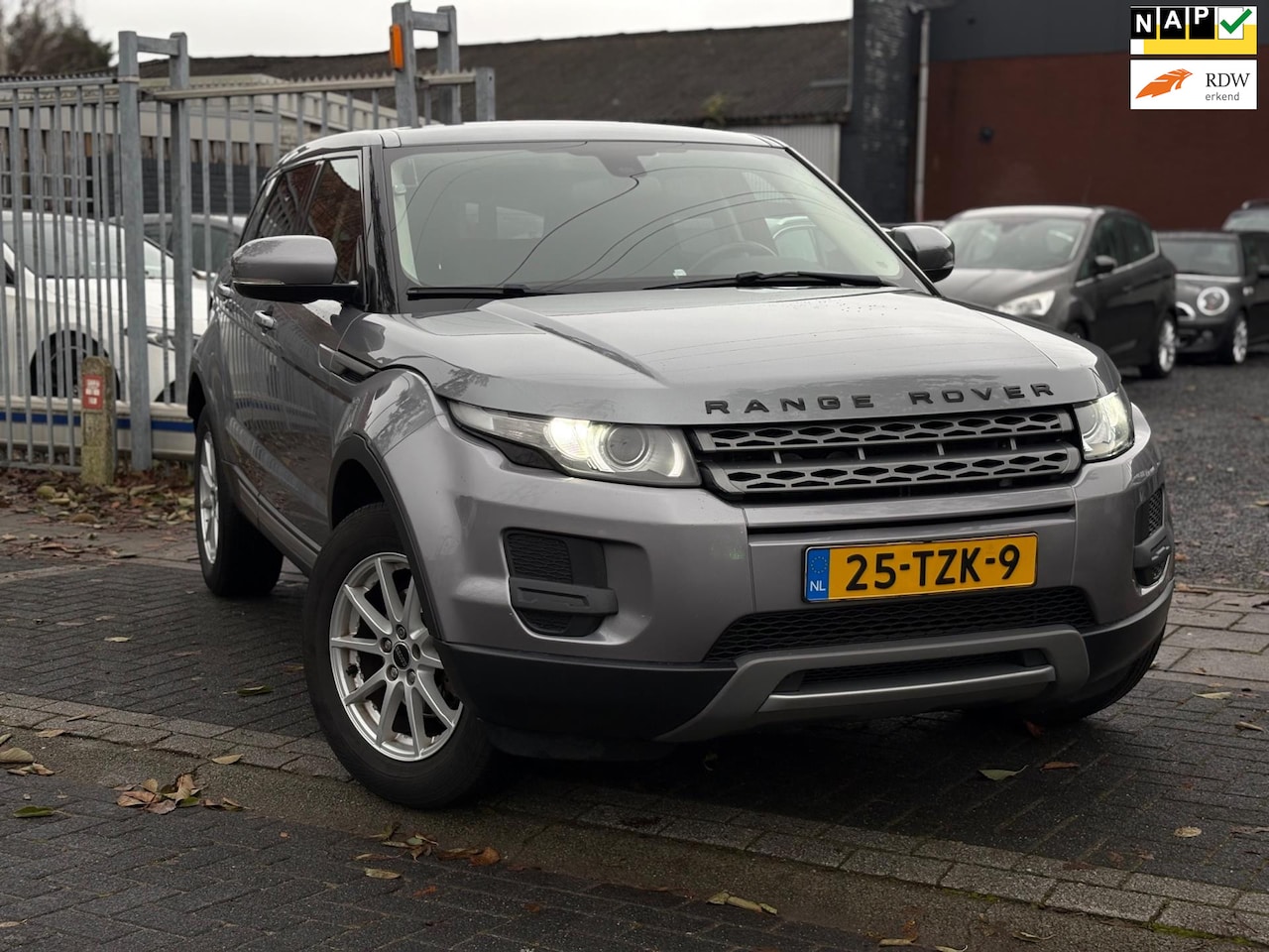 Land Rover Range Rover Evoque - 2.2 eD4 2WD Pure | Xenon | Lederen bekleding | 17” LMV | Keyless entry & Go - AutoWereld.nl