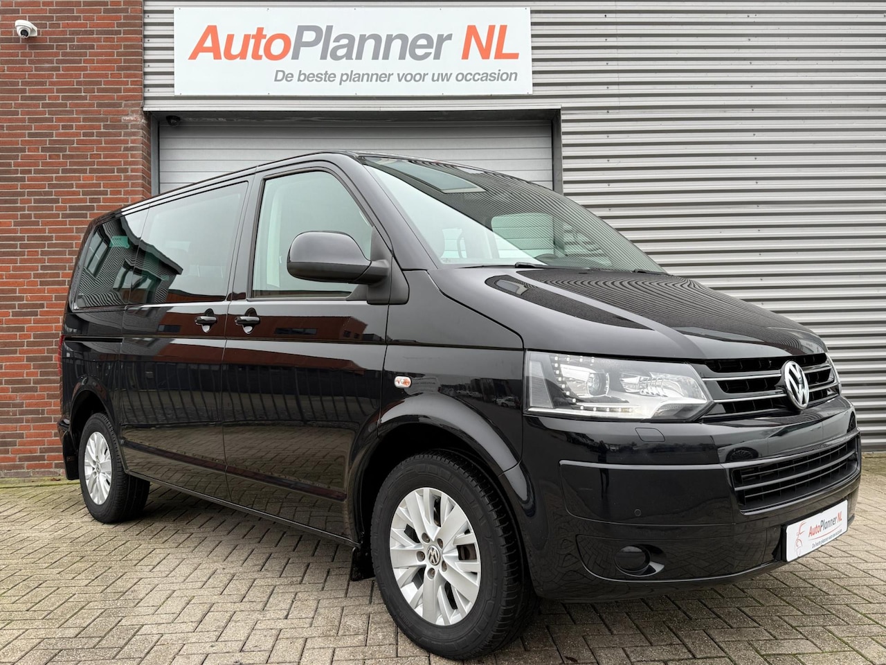 Volkswagen Transporter Multivan - 2.0 TSI! 6-Pers.! 1e Eigen.! - AutoWereld.nl