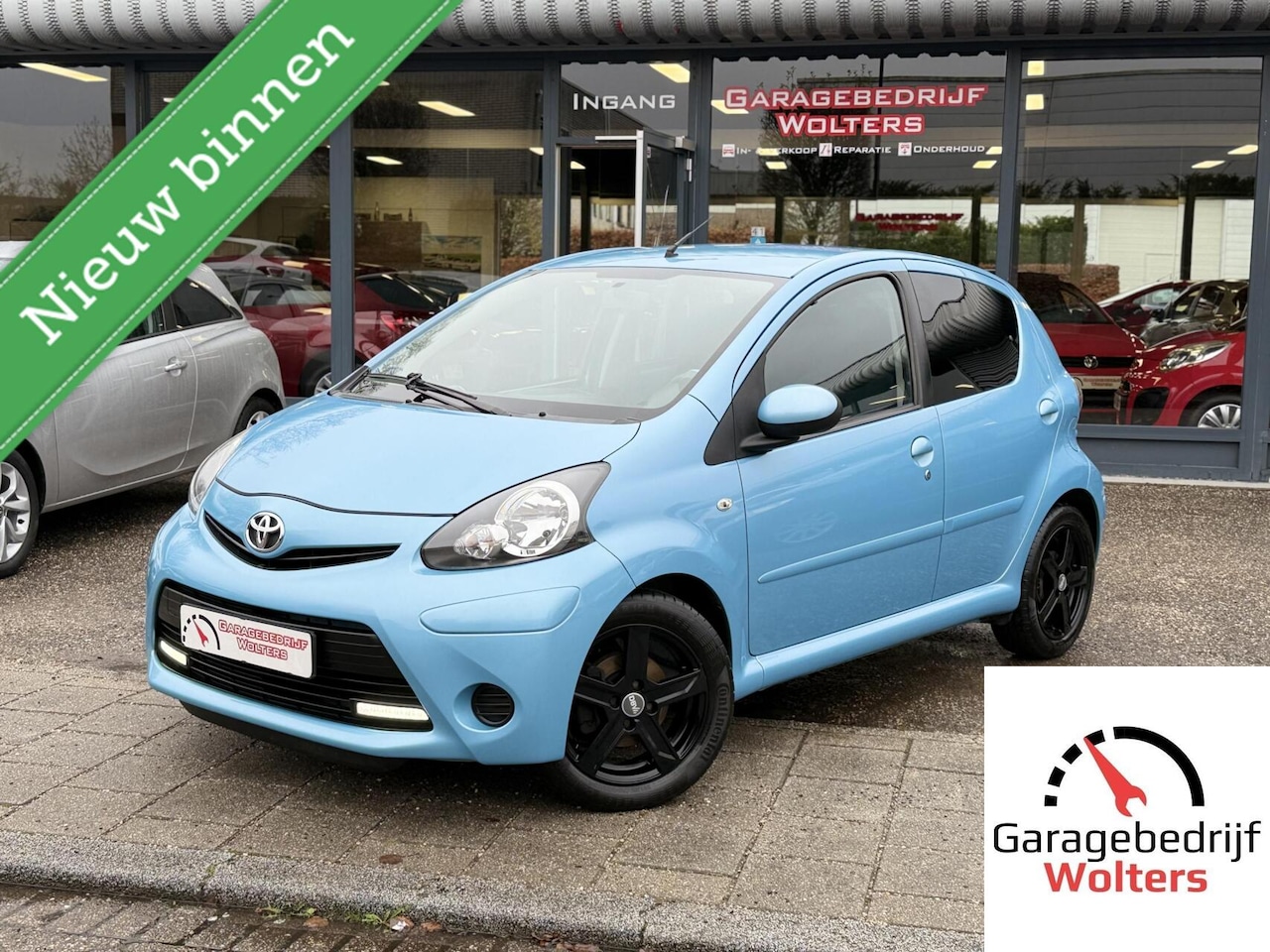 Toyota Aygo - 1.0 VVT-i Dynamic Blue unieke kleur airco 5drs - AutoWereld.nl