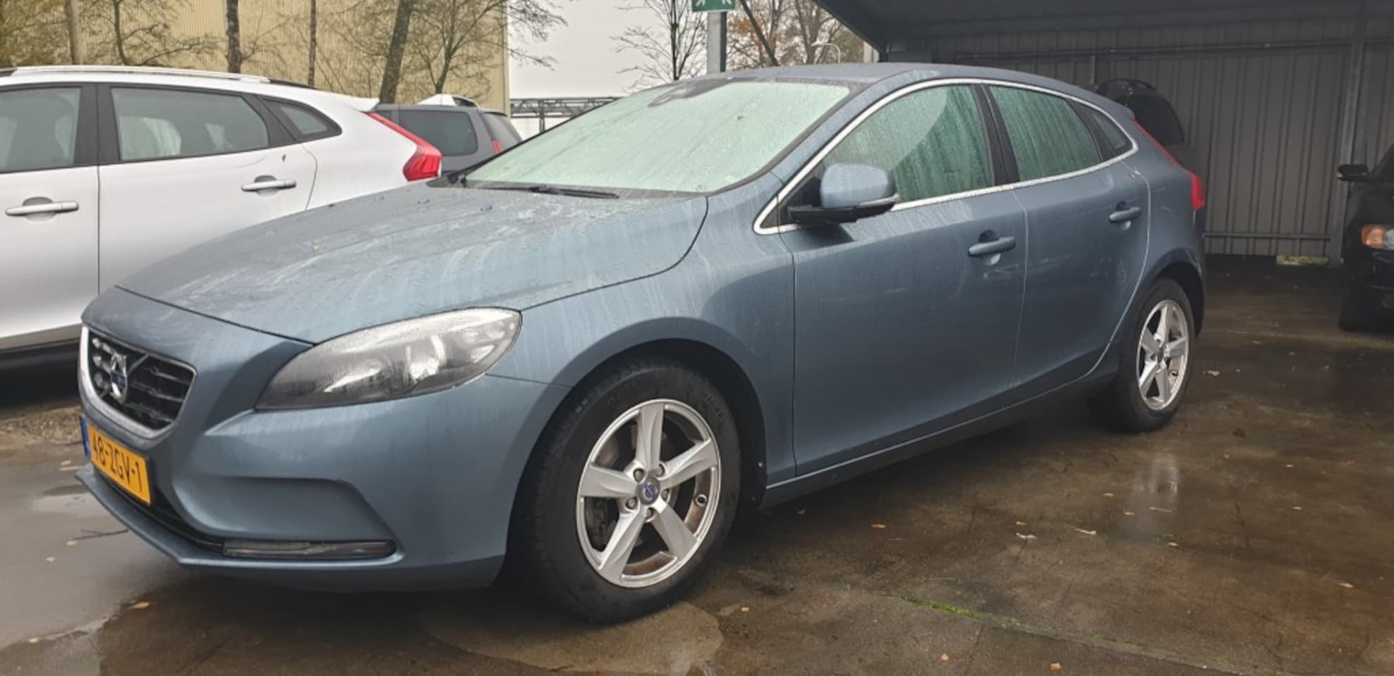 Volvo V40 - 1.6 T3 MOMENTUM   Camera - AutoWereld.nl