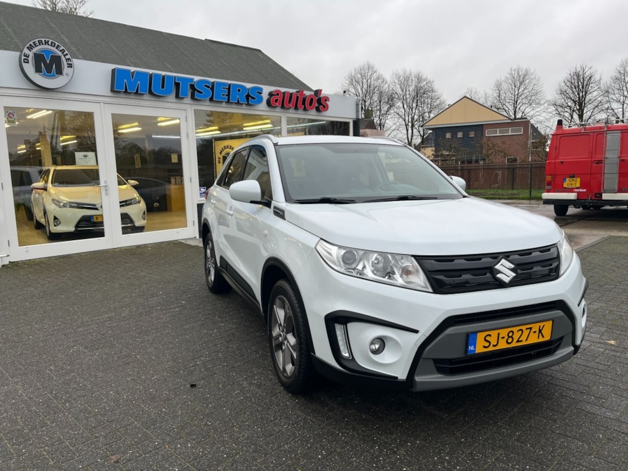 Suzuki Vitara - 1.6 Exclusive 1.6 Exclusive, AUT. 4 cilinder, full options, Nieuwstaat! - AutoWereld.nl