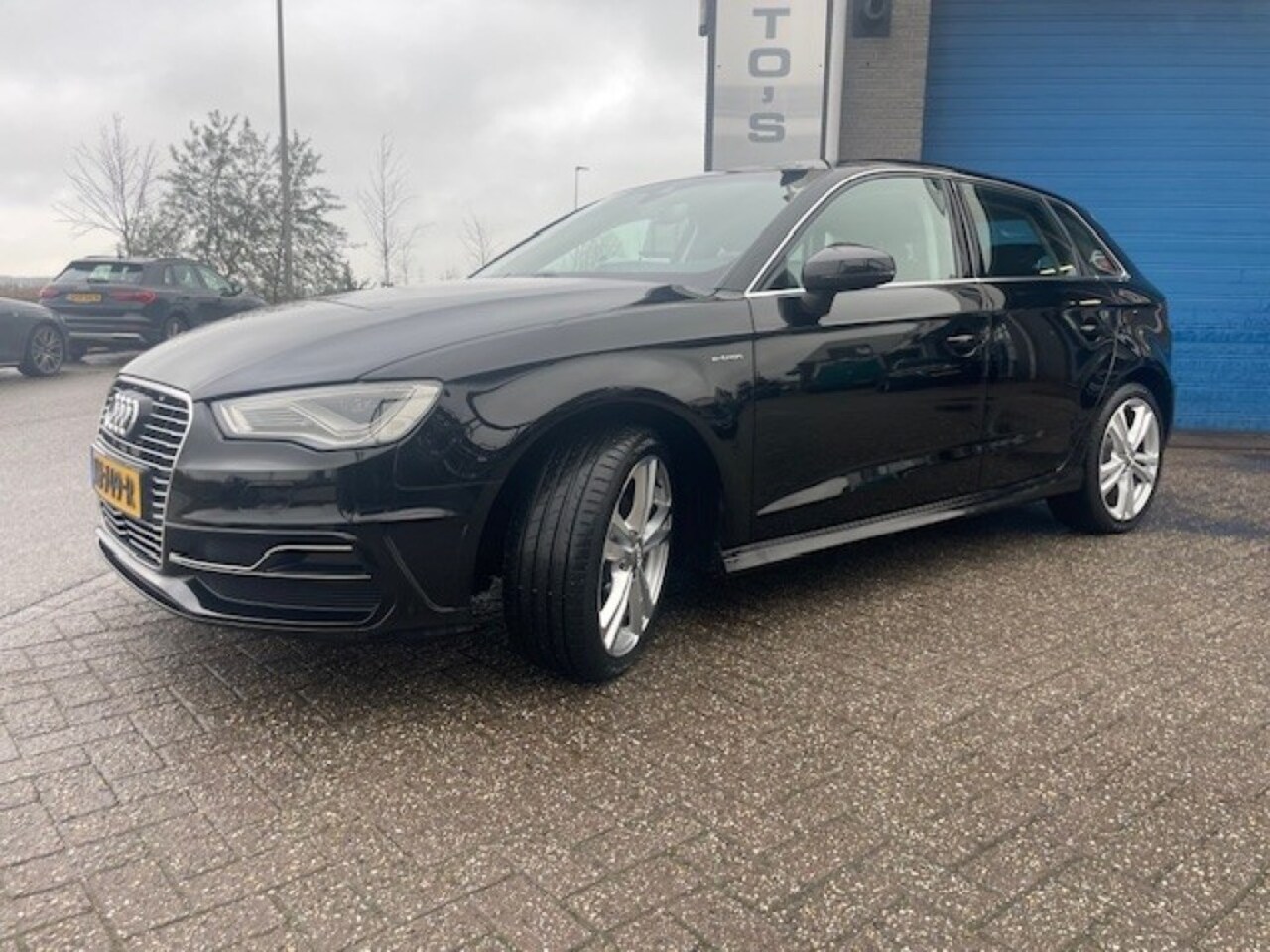 AUDI A3 SPORTBACK E-TRON