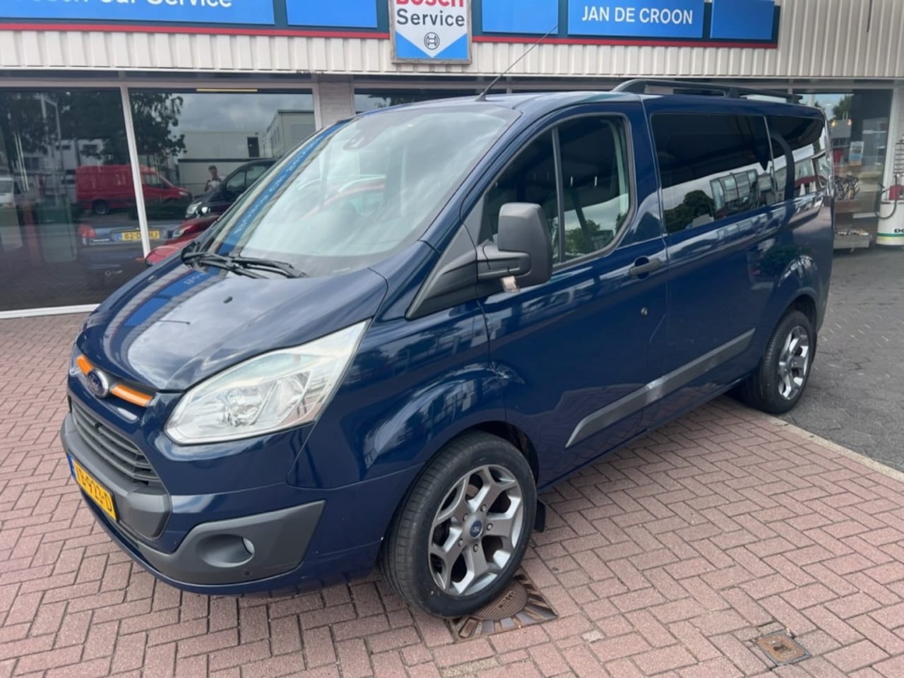 Ford Transit Custom - 2.2 TDCI TREND Dubbel Cabine Airco Trekhaak #NIEUWEAPK - AutoWereld.nl