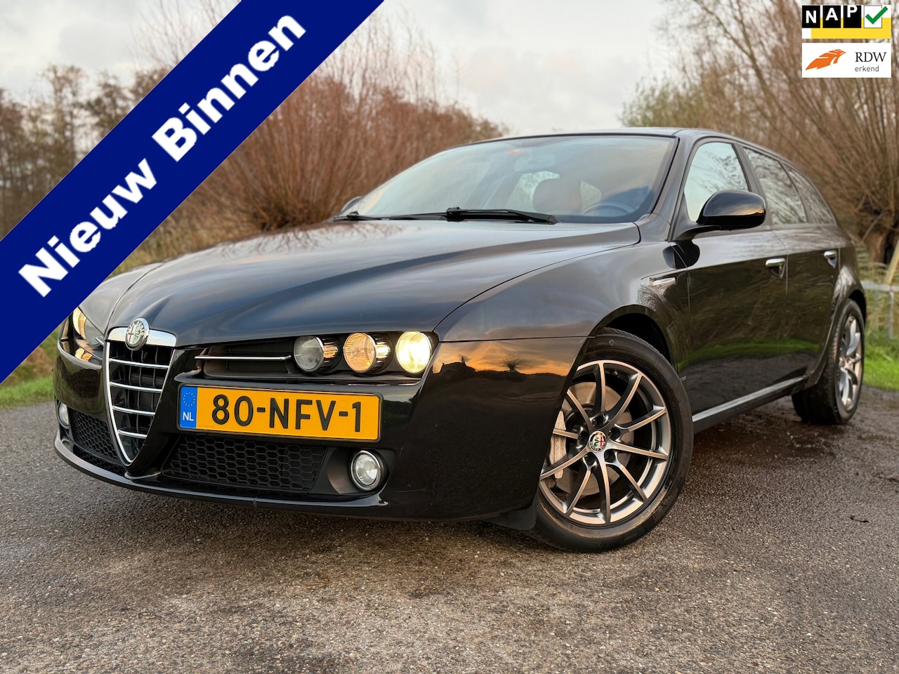 Alfa Romeo 159 Sportwagon - 1.7 T Progression / Goed onderhouden / NL auto / Cruise Cont. / Stoelverwarming / Leder / - AutoWereld.nl